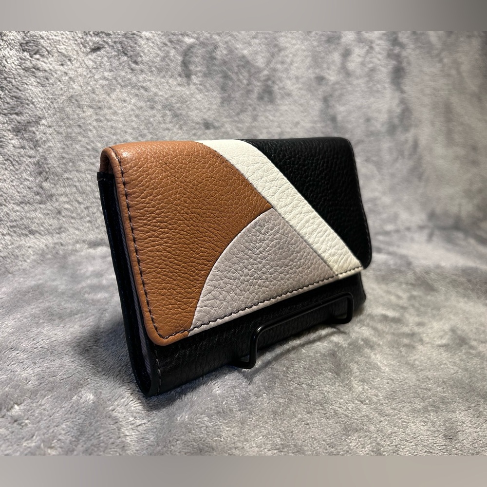 Fossil Molly Patchwork Wallet - Picture 3 of 9
